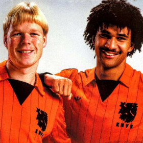 Holland 1983/84 Retro Football Shirt
